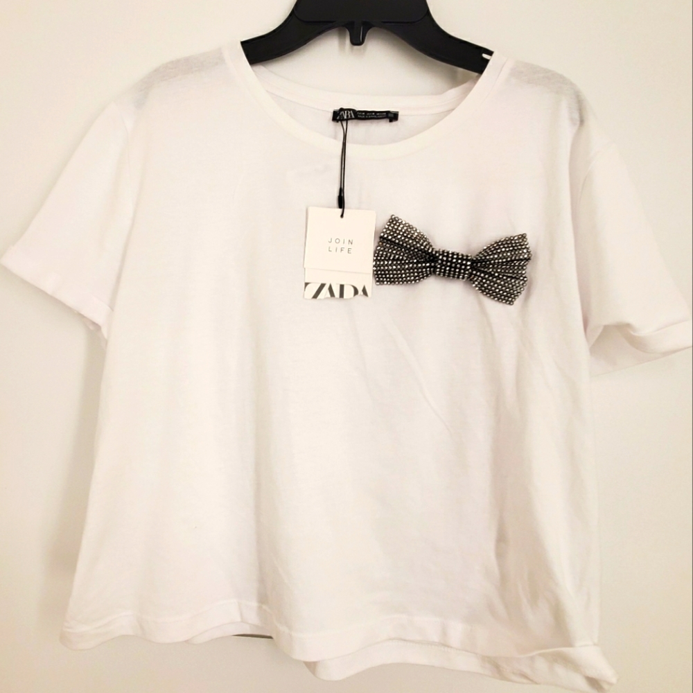 NWT Zara Medium white Tshirt